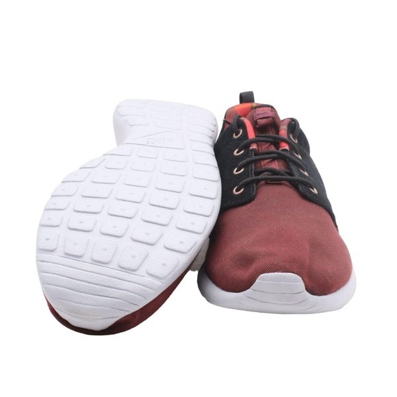 Nike Men\'s Roshe One Trainers Size 11 Red/Black main image 7